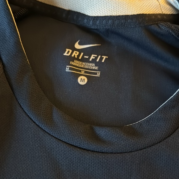 Nike Performance Crew - Picture 2 of 3